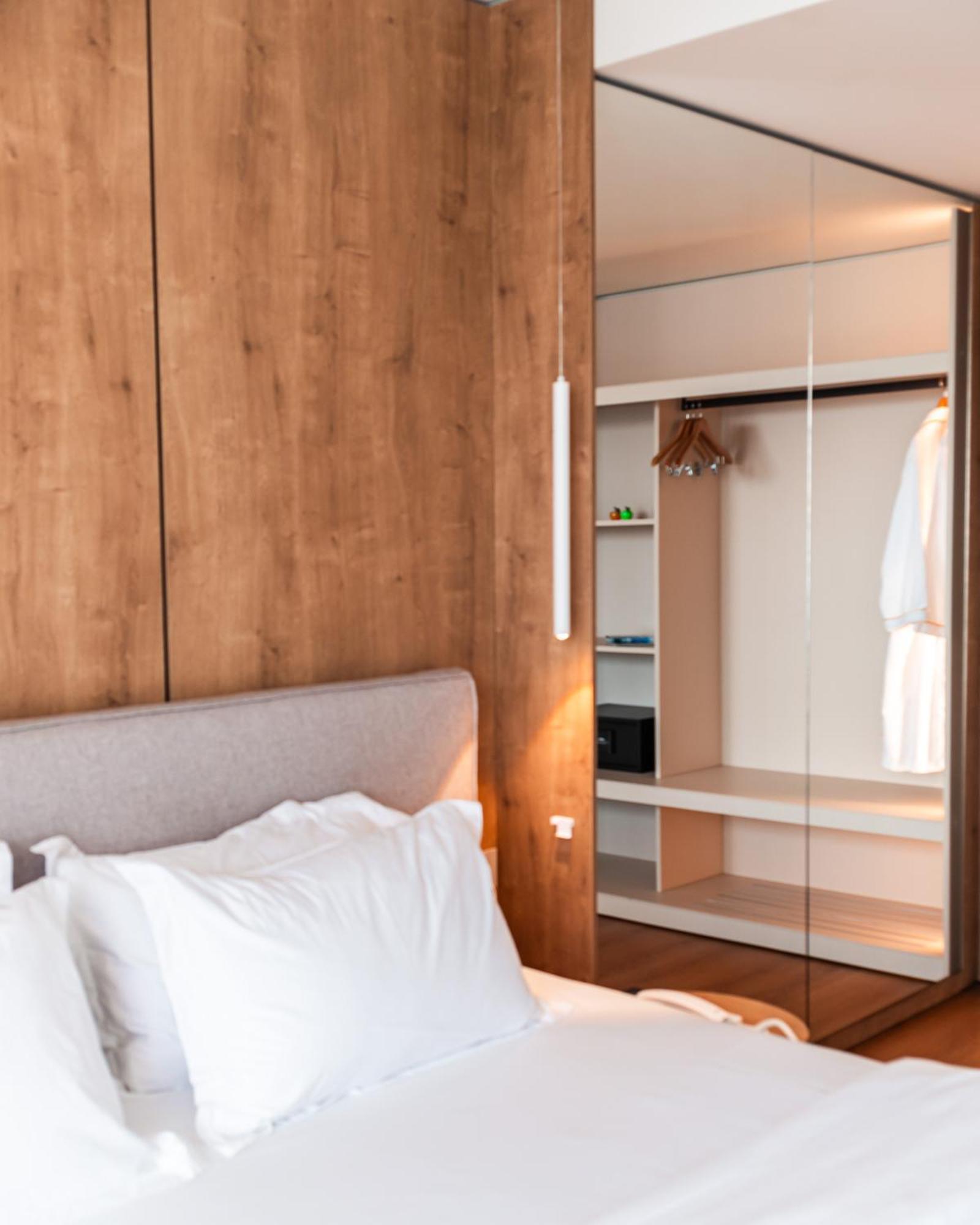 Hotel Vale Sarande Luaran gambar